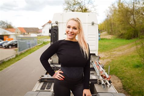 trucker babe sabrina freund|Truckerbabe.Sabrina (@ps